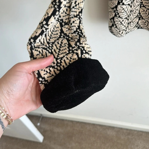 Vintage 90s Dia wool leaf print oversized chunky cardigan sweater size Large - Picture 6 of 12